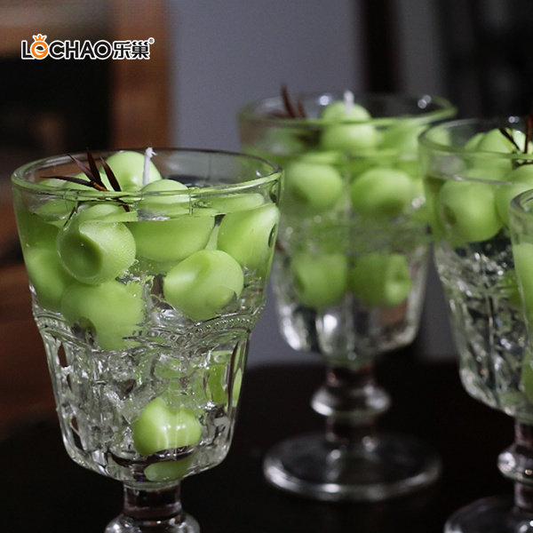 Bougie D'aromathérapie Faite À La Main Aux Raisins Verts Charnus Et Aux Fruits